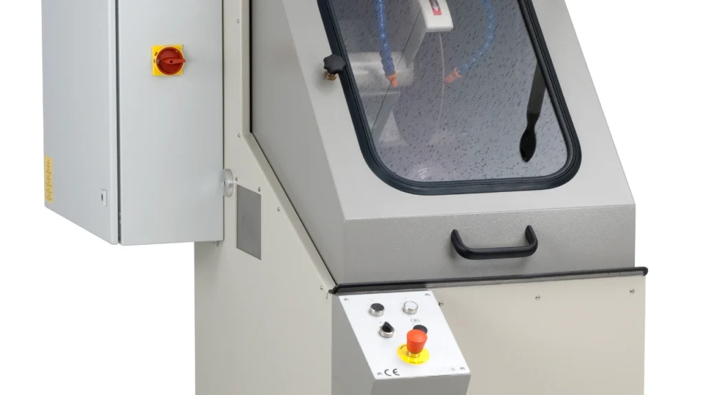 MSX Series safety features: closeable hood and easily accessed emergency stop and power kill switches